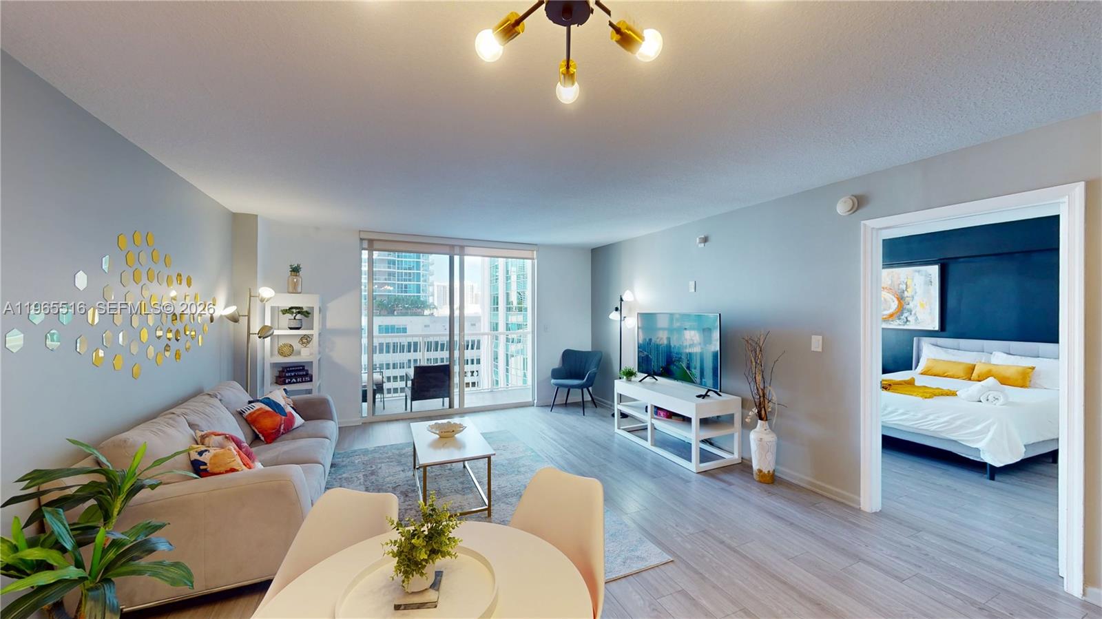 1200 N Brickell Bay Dr #2222 Miami, FL 33131