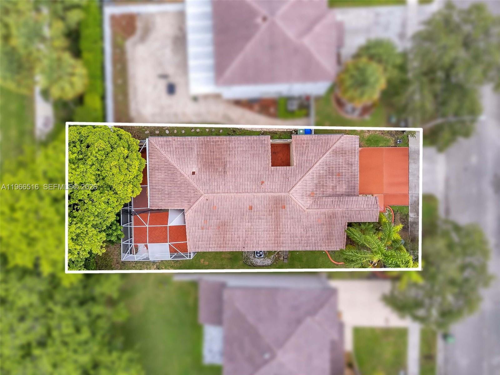 544 NW 159th Ln Pembroke Pines, FL 33028