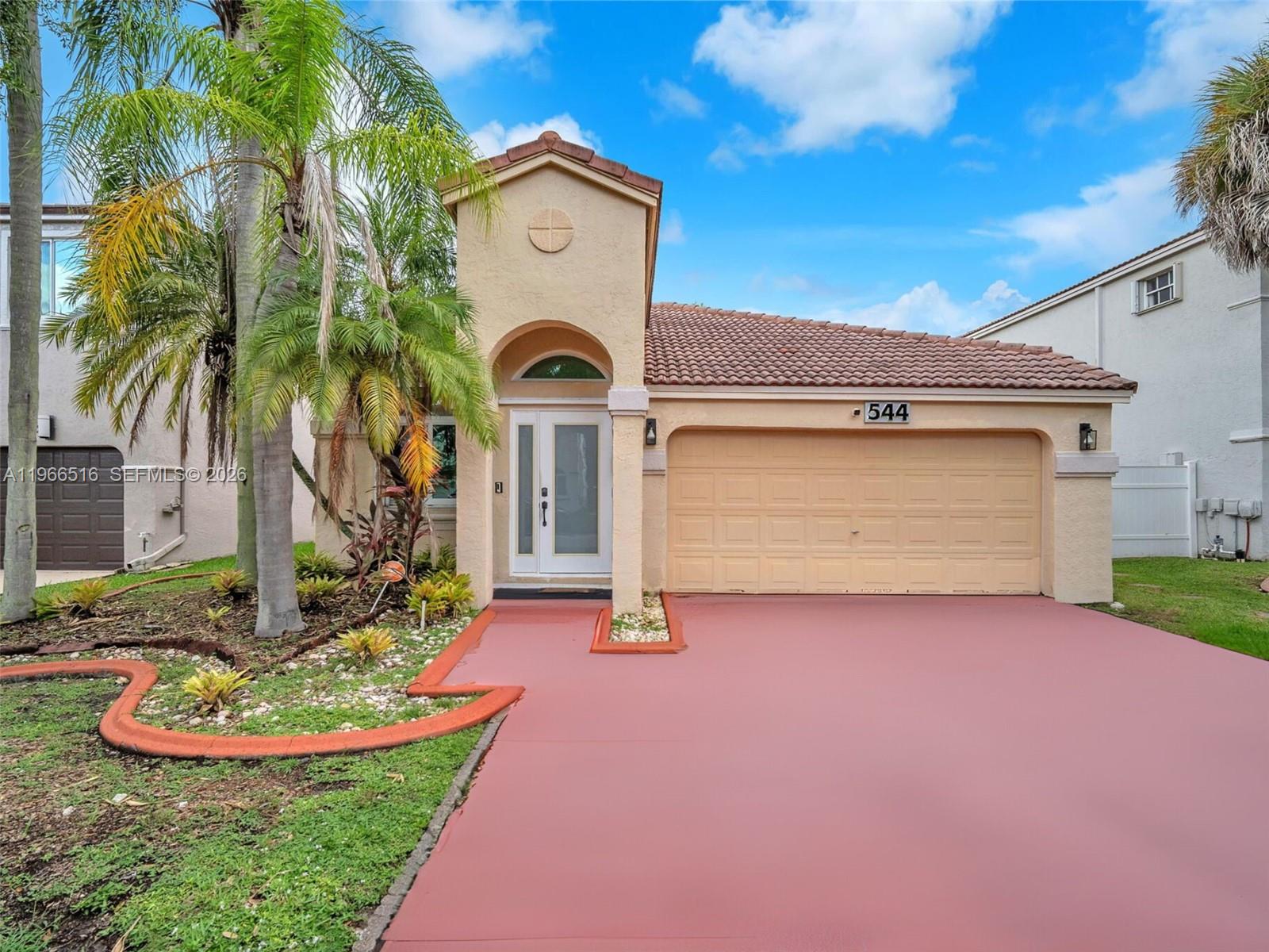 544 NW 159th Ln Pembroke Pines, FL 33028
