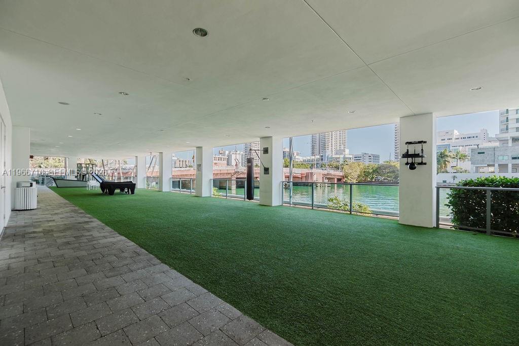 6103 Aqua Ave #702 Miami Beach, FL 33141