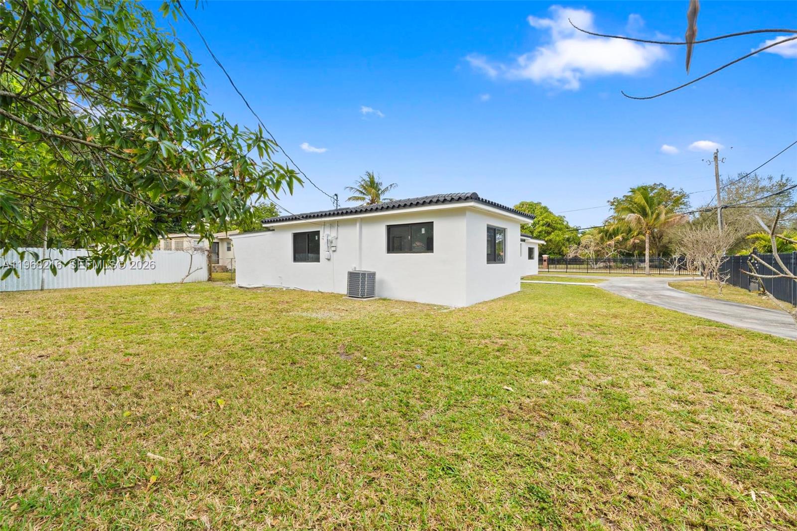 14950 NE 2nd Ave Miami, FL 33161