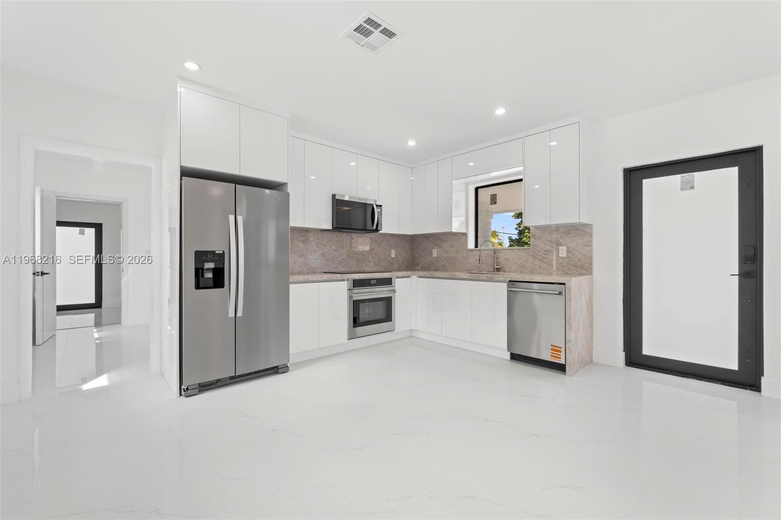 14950 NE 2nd Ave Miami, FL 33161