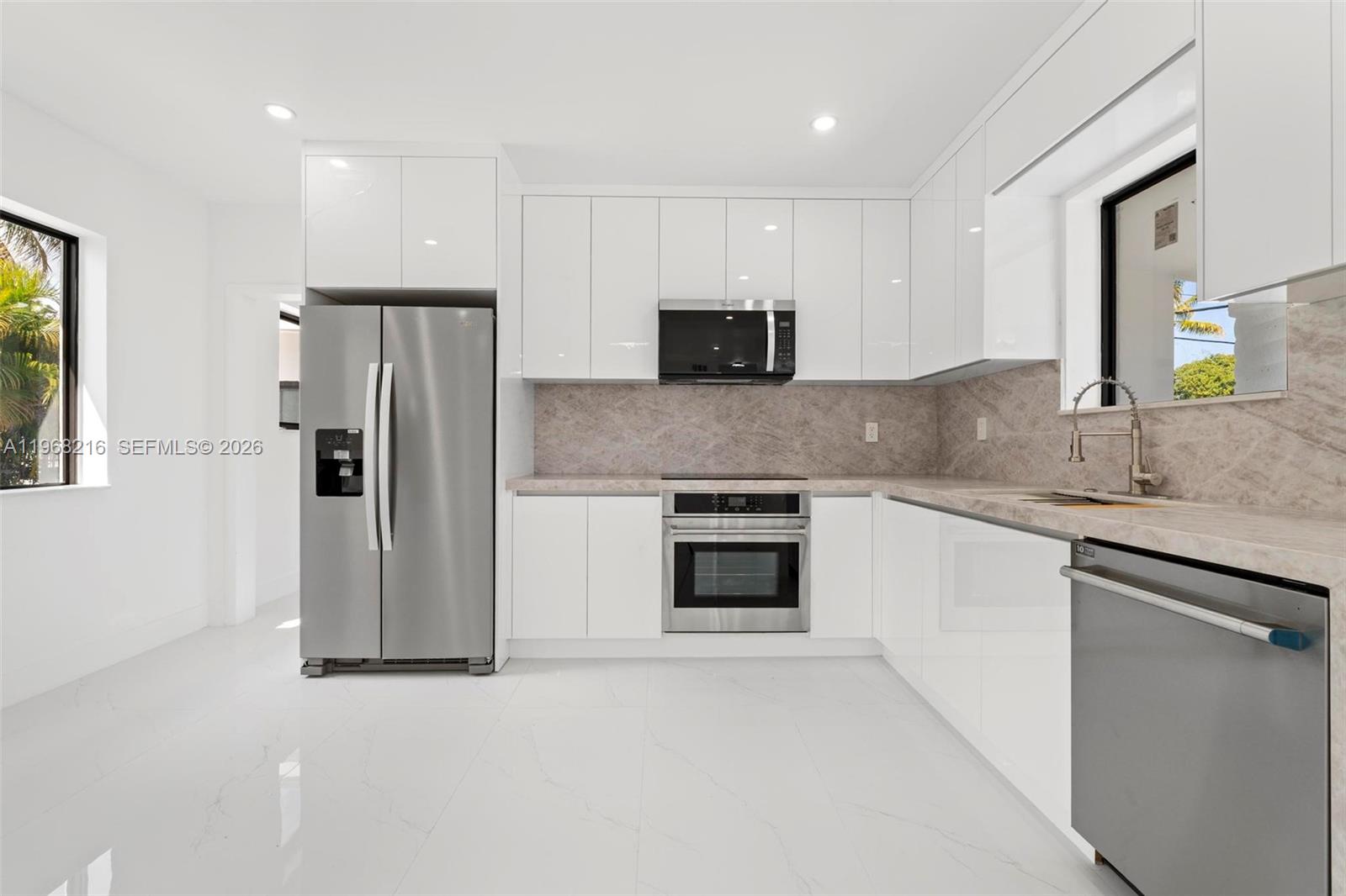 14950 NE 2nd Ave Miami, FL 33161