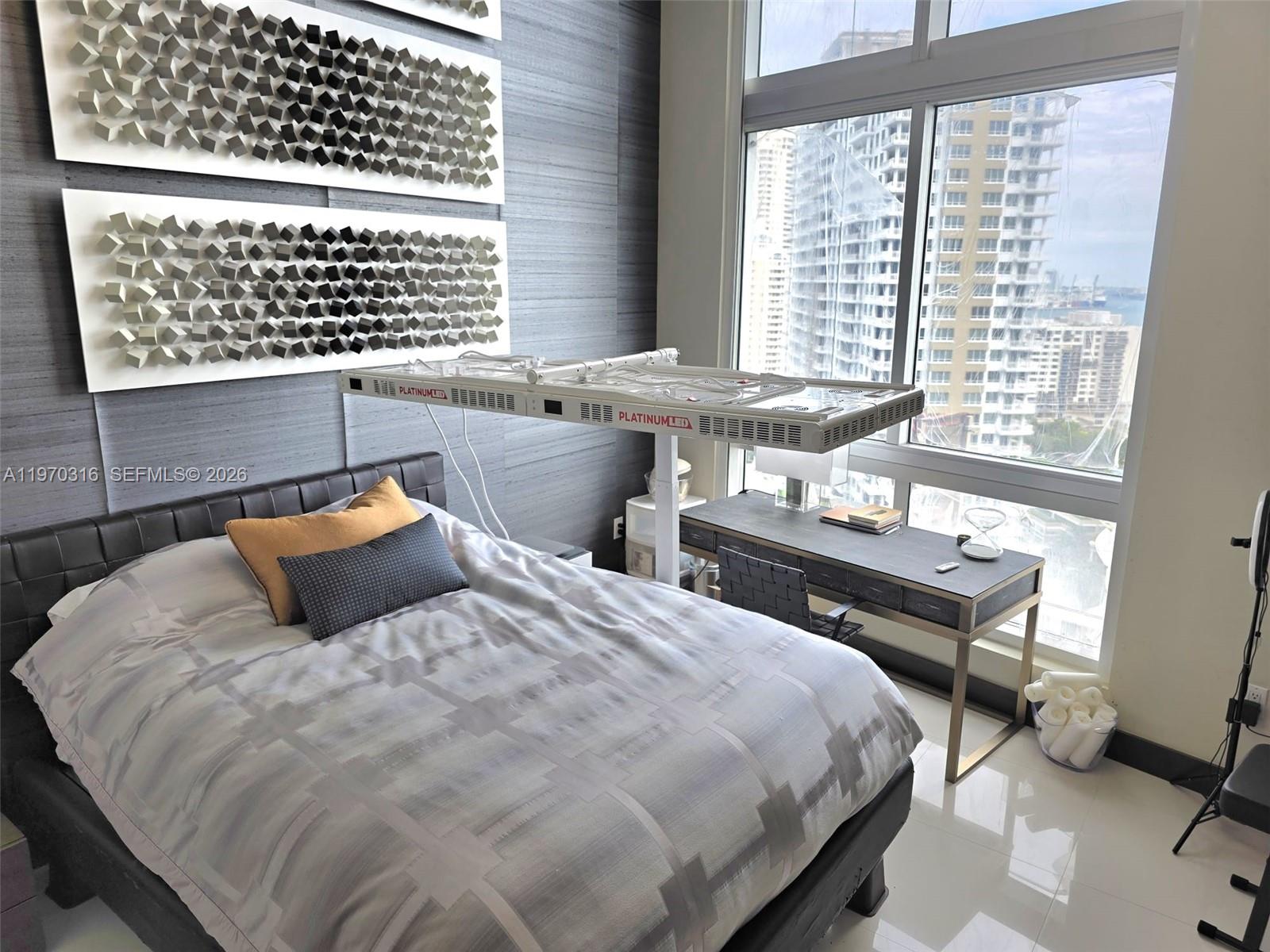 image Icon Brickell II5