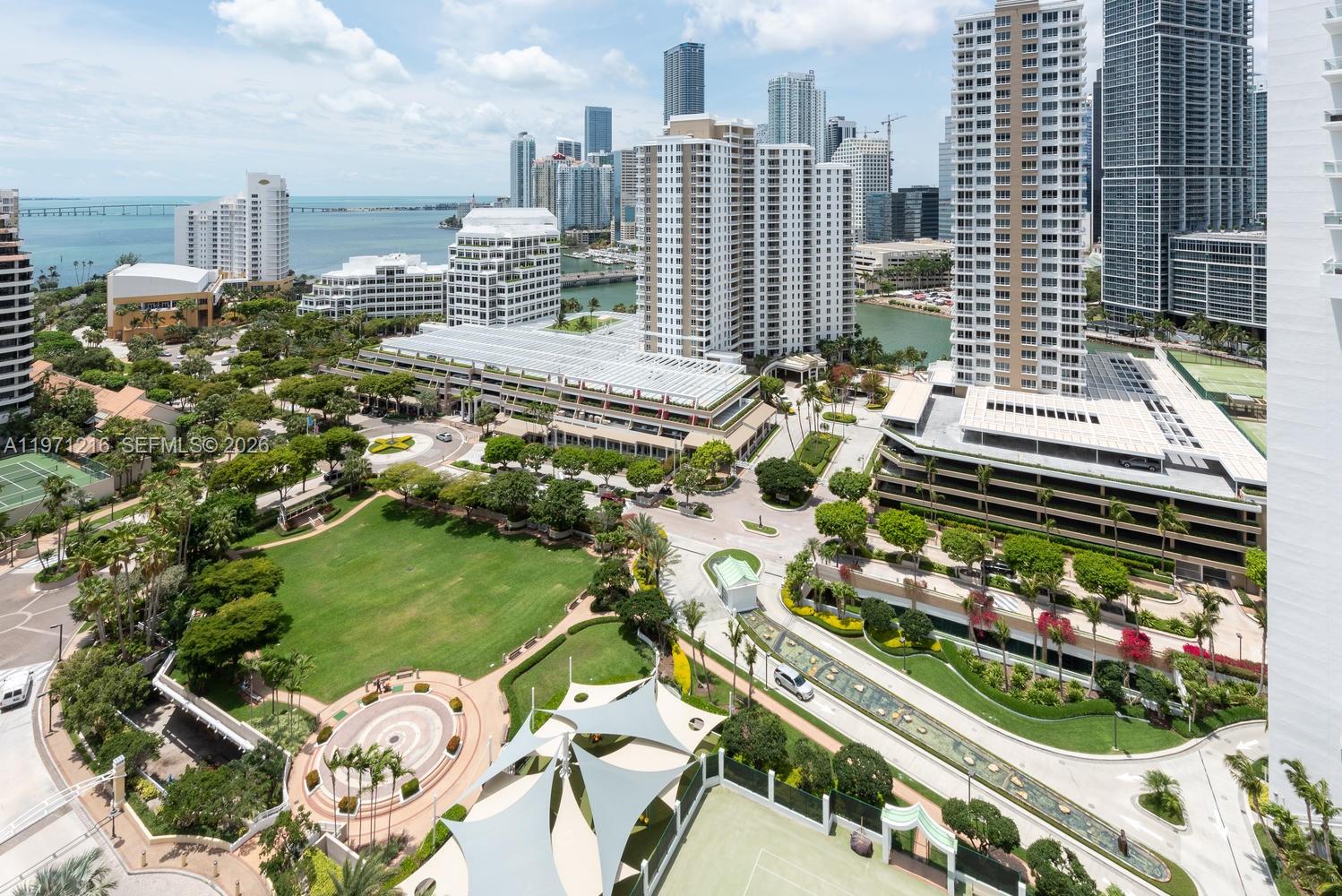 888 Brickell Key Dr #2201 Miami, FL 33131