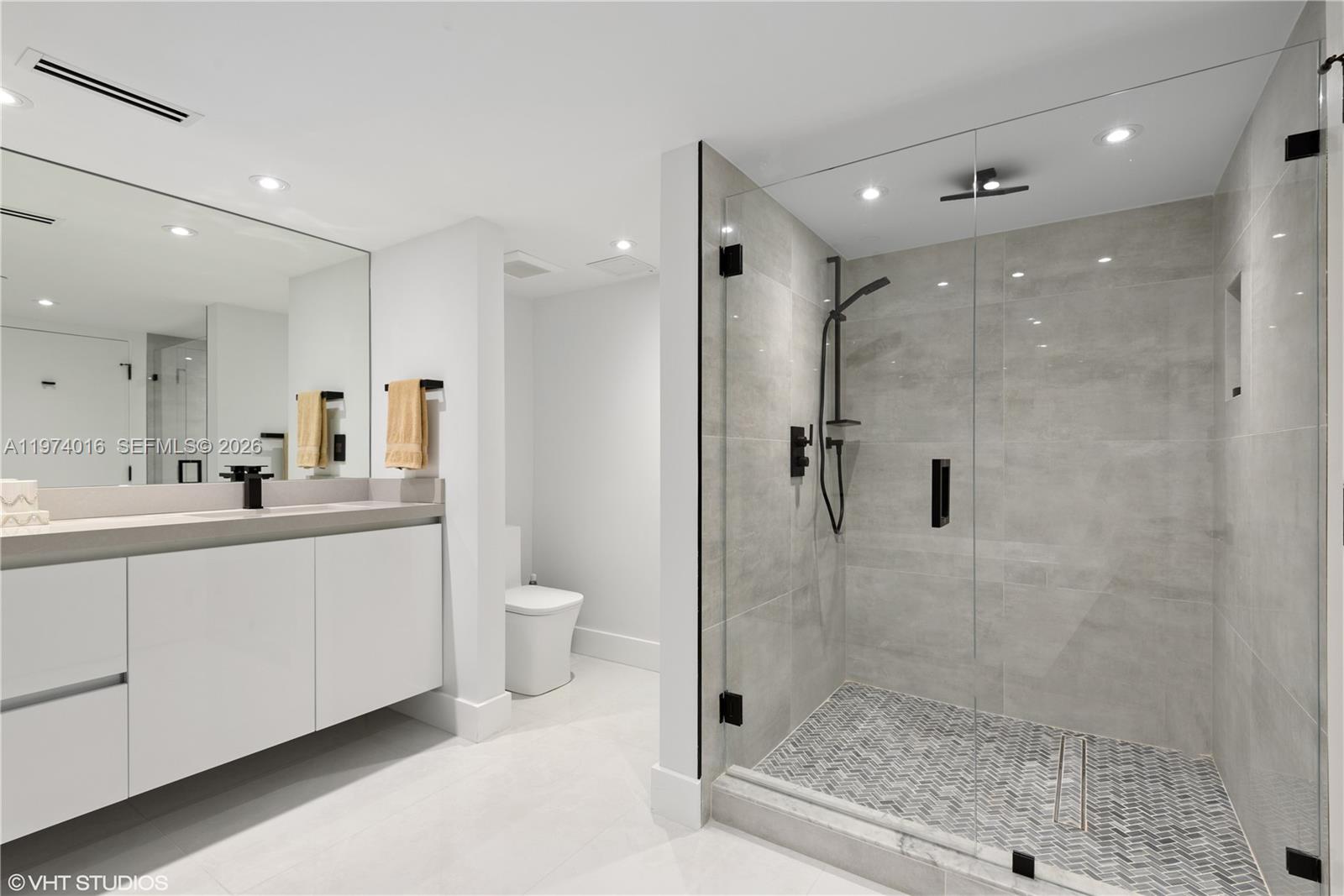 19707 Turnberry Way #28J Aventura, FL 33180