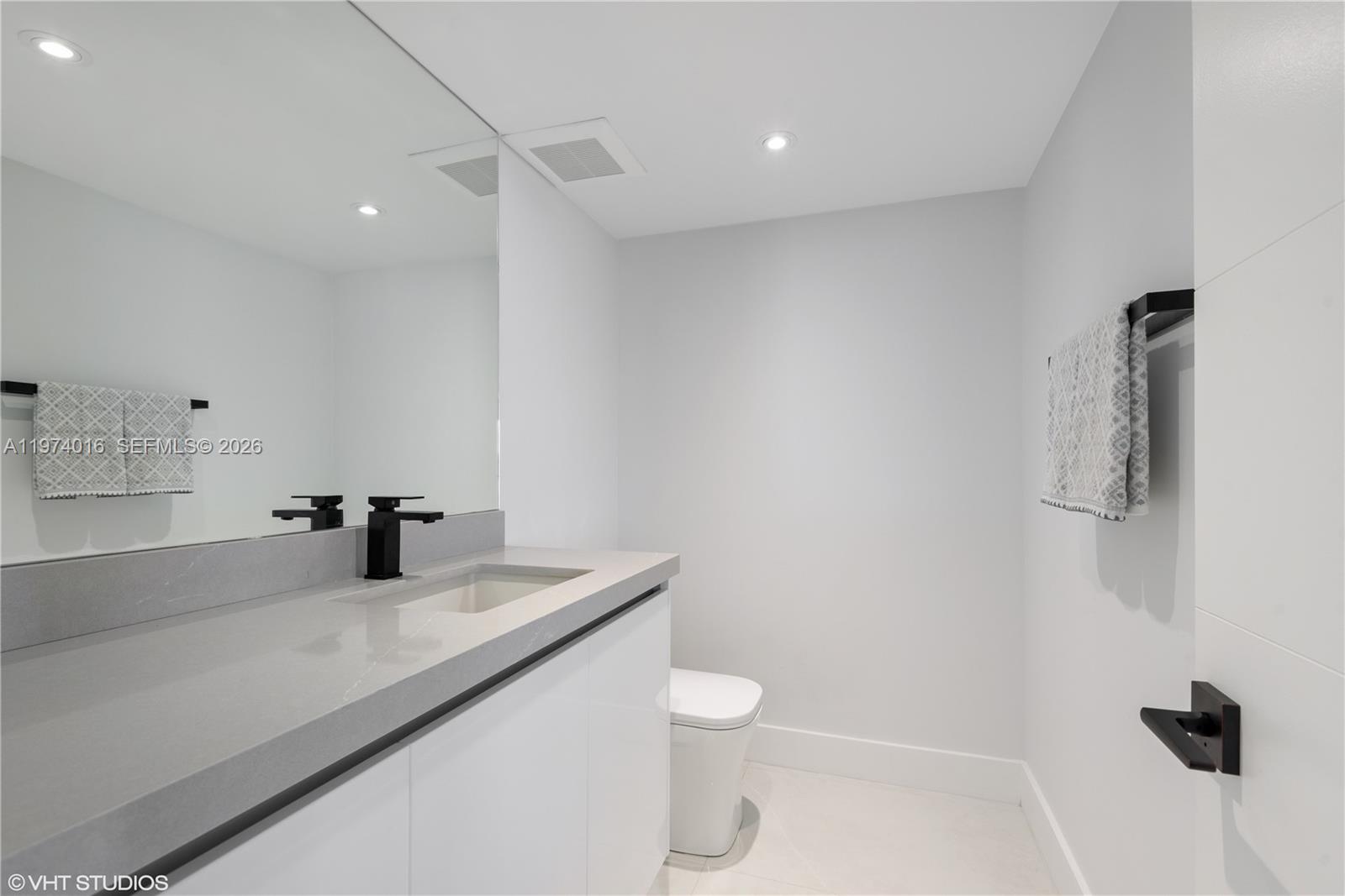 19707 Turnberry Way #28J Aventura, FL 33180