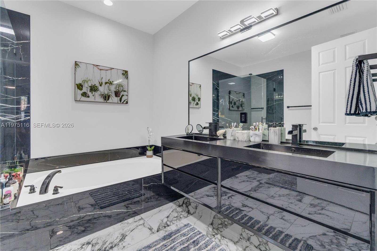 1019 W Longport Cir #5A Delray Beach, FL 33444