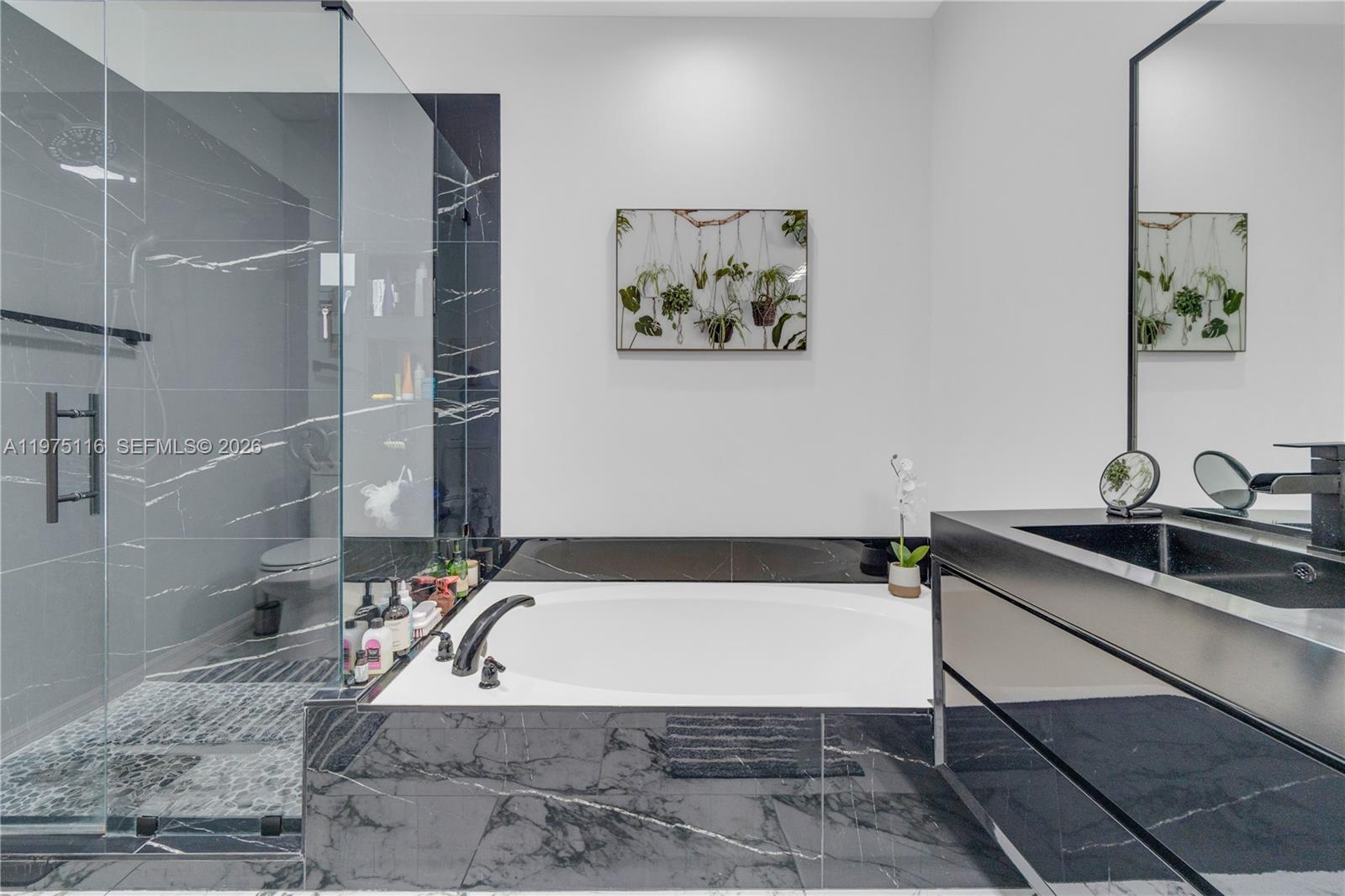 1019 W Longport Cir #5A Delray Beach, FL 33444