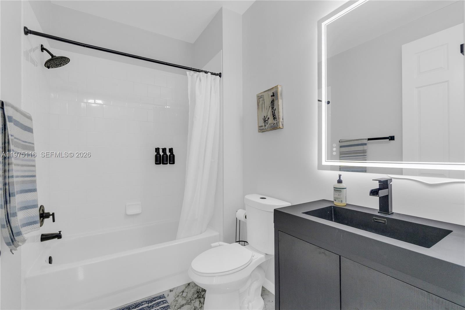 1019 W Longport Cir #5A Delray Beach, FL 33444