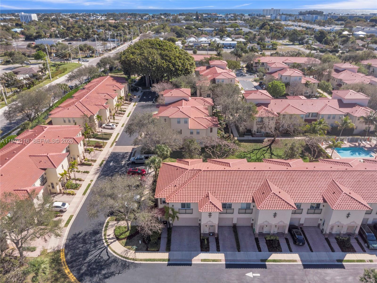 1019 W Longport Cir #5A Delray Beach, FL 33444