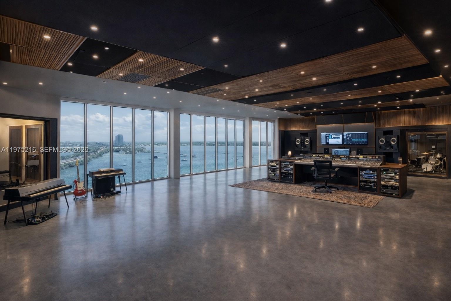 7904 West Dr #Penthouse North Bay Village, FL 33141