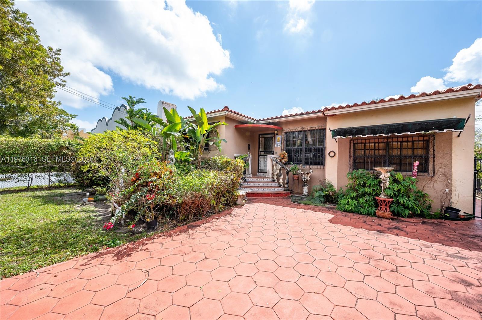 1780 SW 23rd St Miami, FL 33145