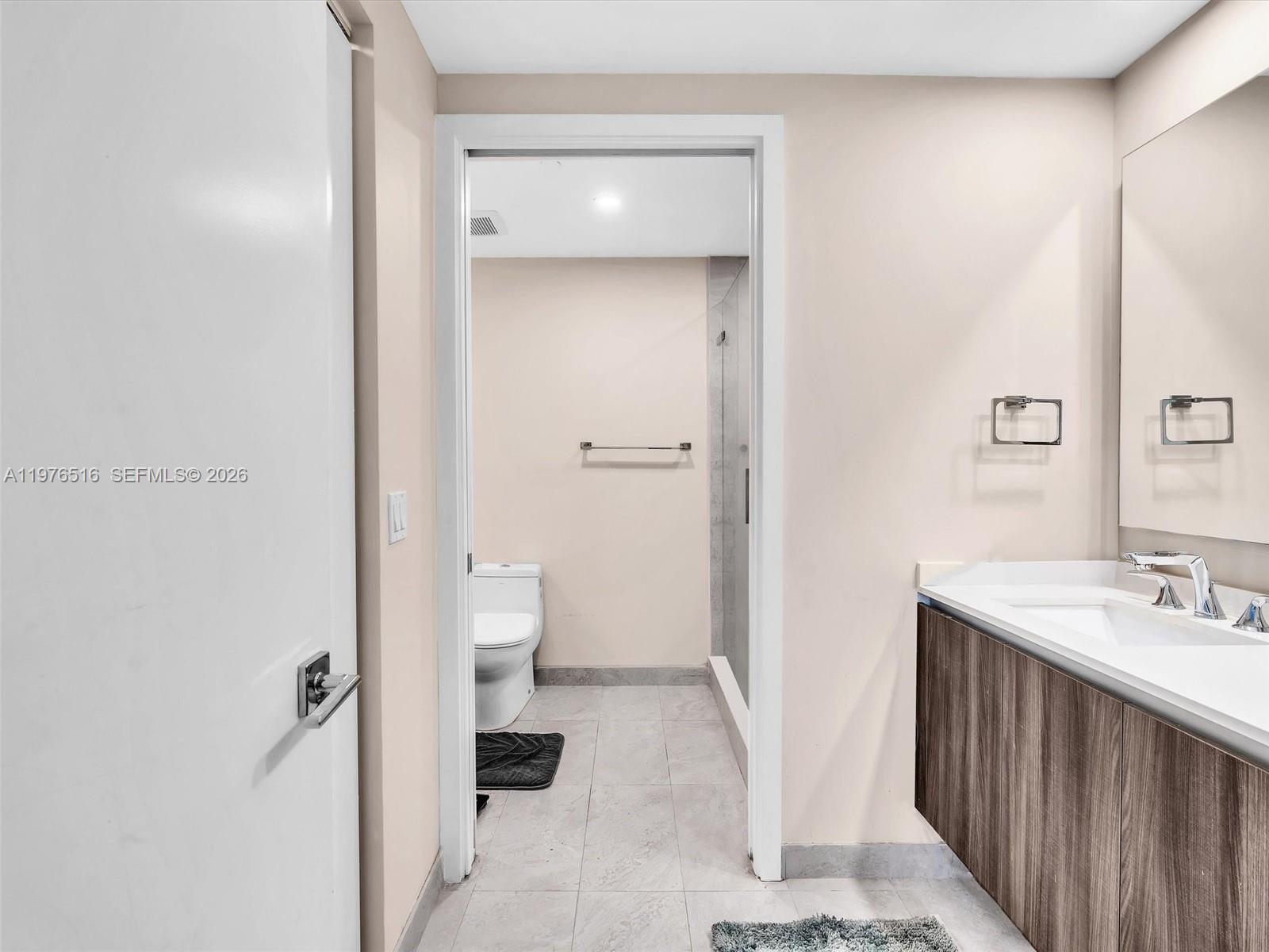 image Aria on the Bay22