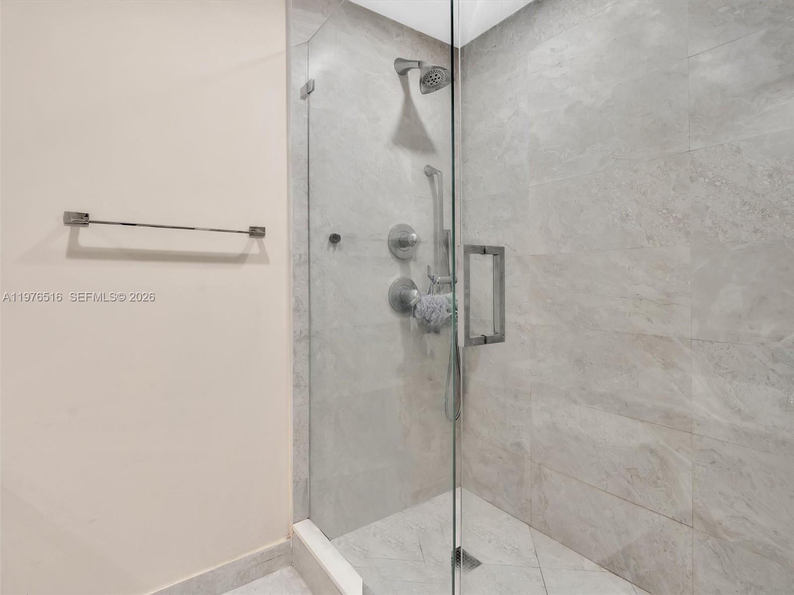 image Aria on the Bay23