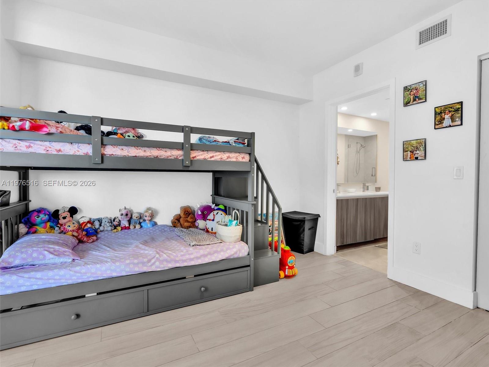 image Aria on the Bay27