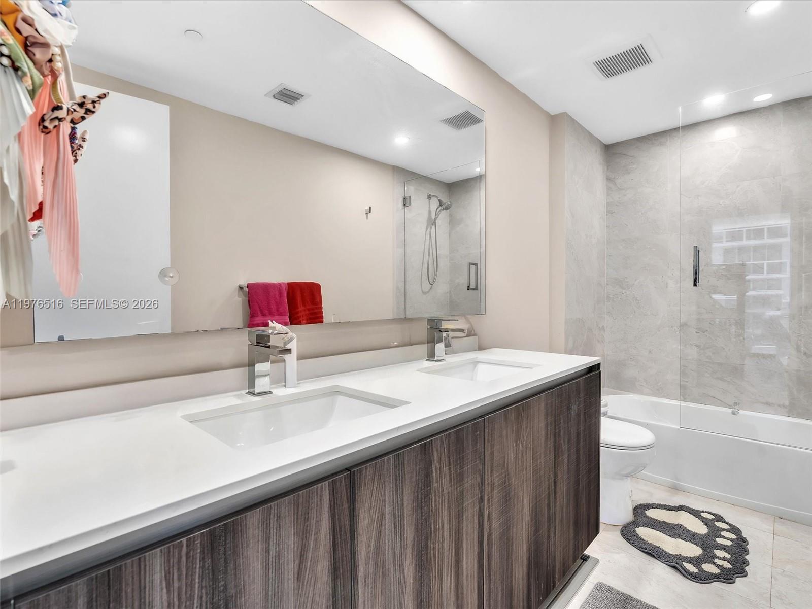 image Aria on the Bay28