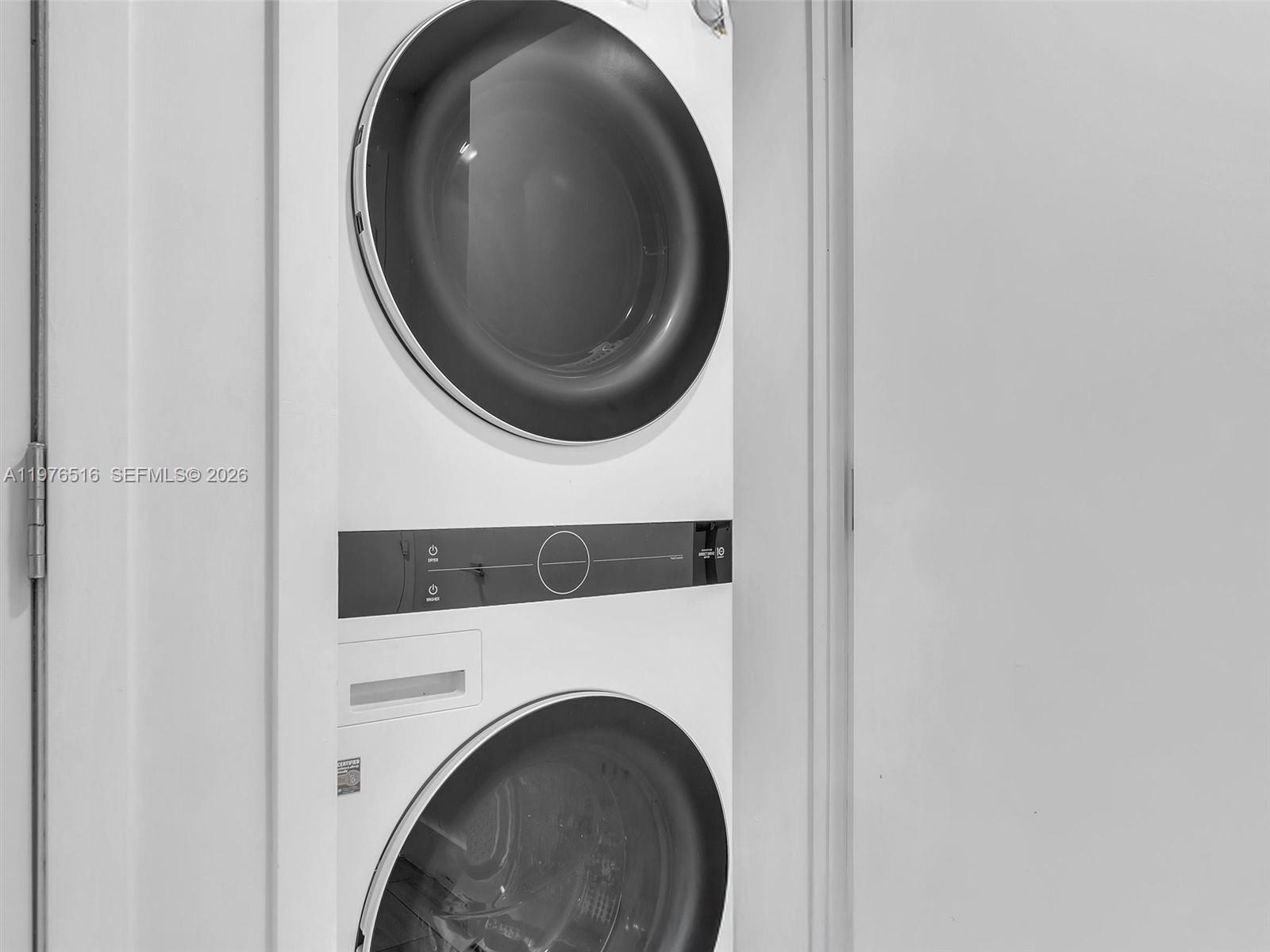 image Aria on the Bay45