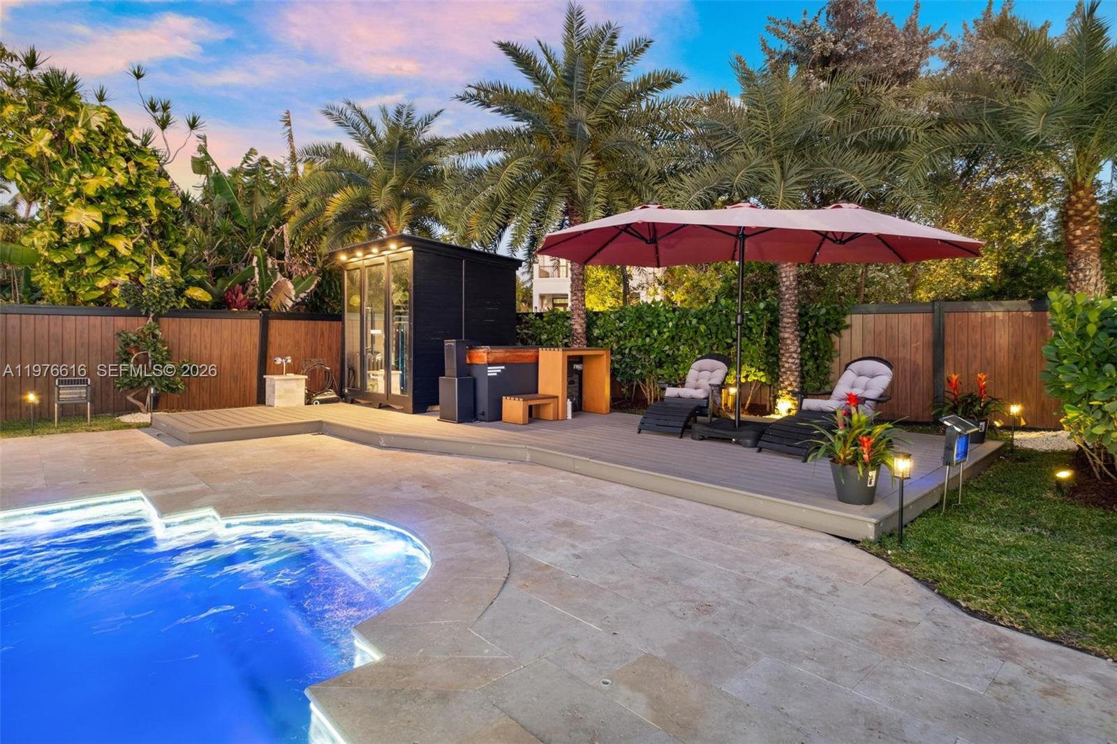 5135 Alton Rd Miami Beach, FL 33140