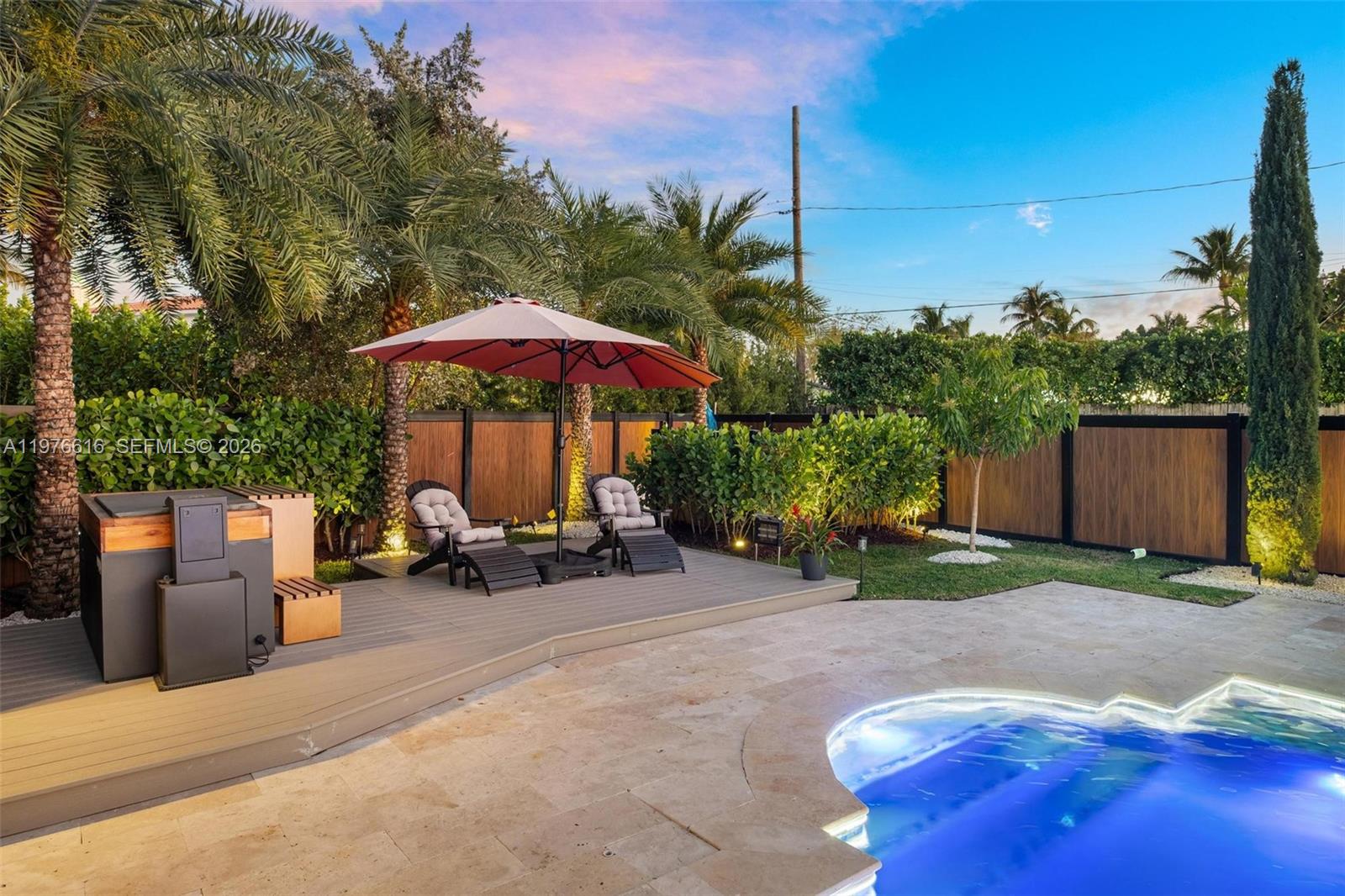 5135 Alton Rd Miami Beach, FL 33140