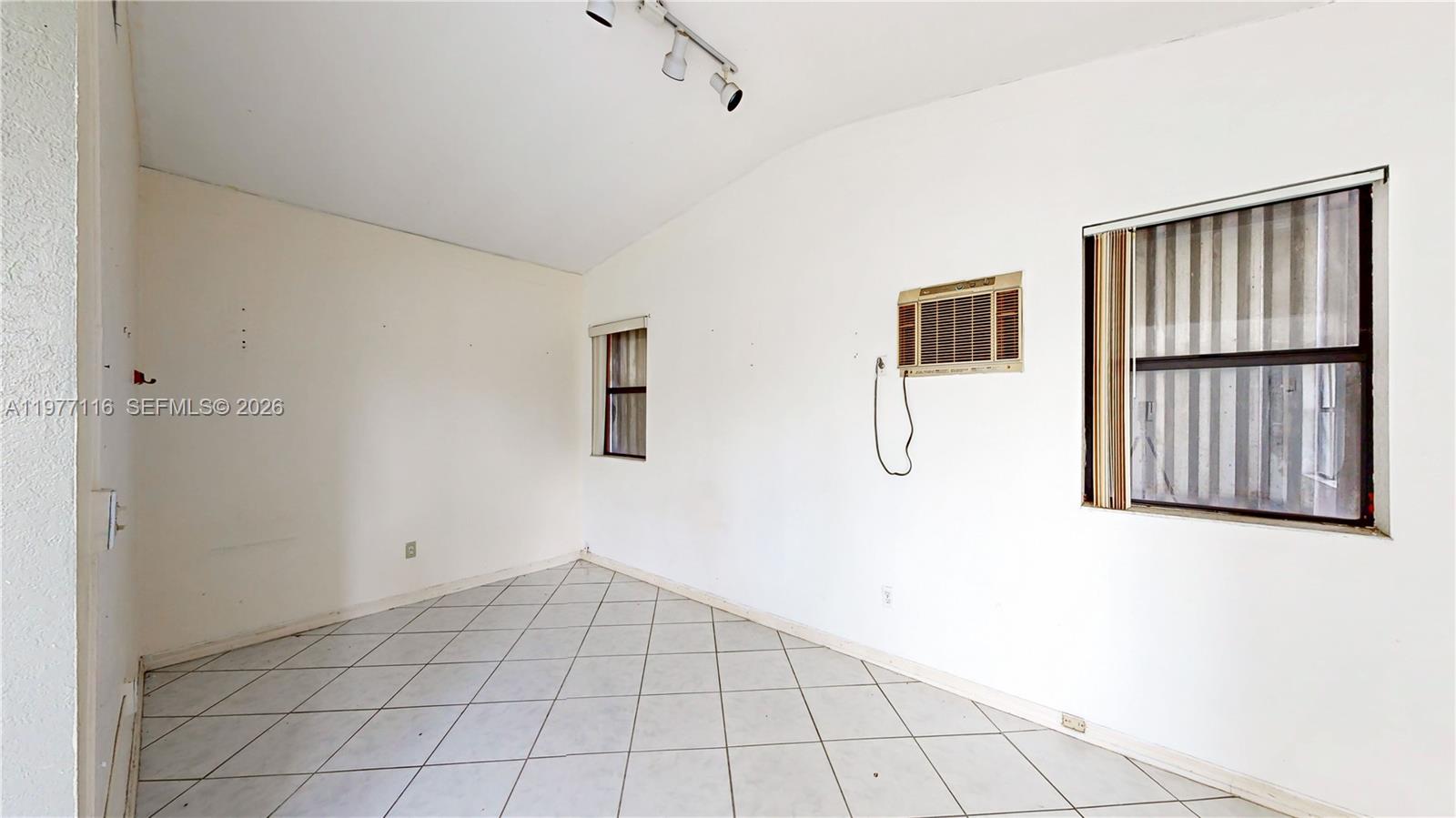 1610 NW 9th Ct Homestead, FL 33030