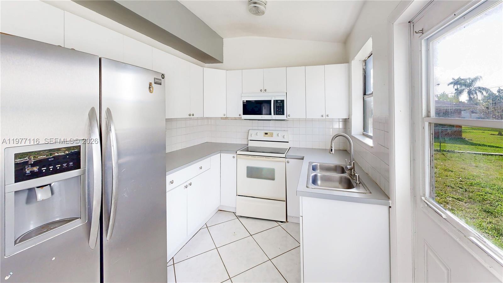 1610 NW 9th Ct Homestead, FL 33030