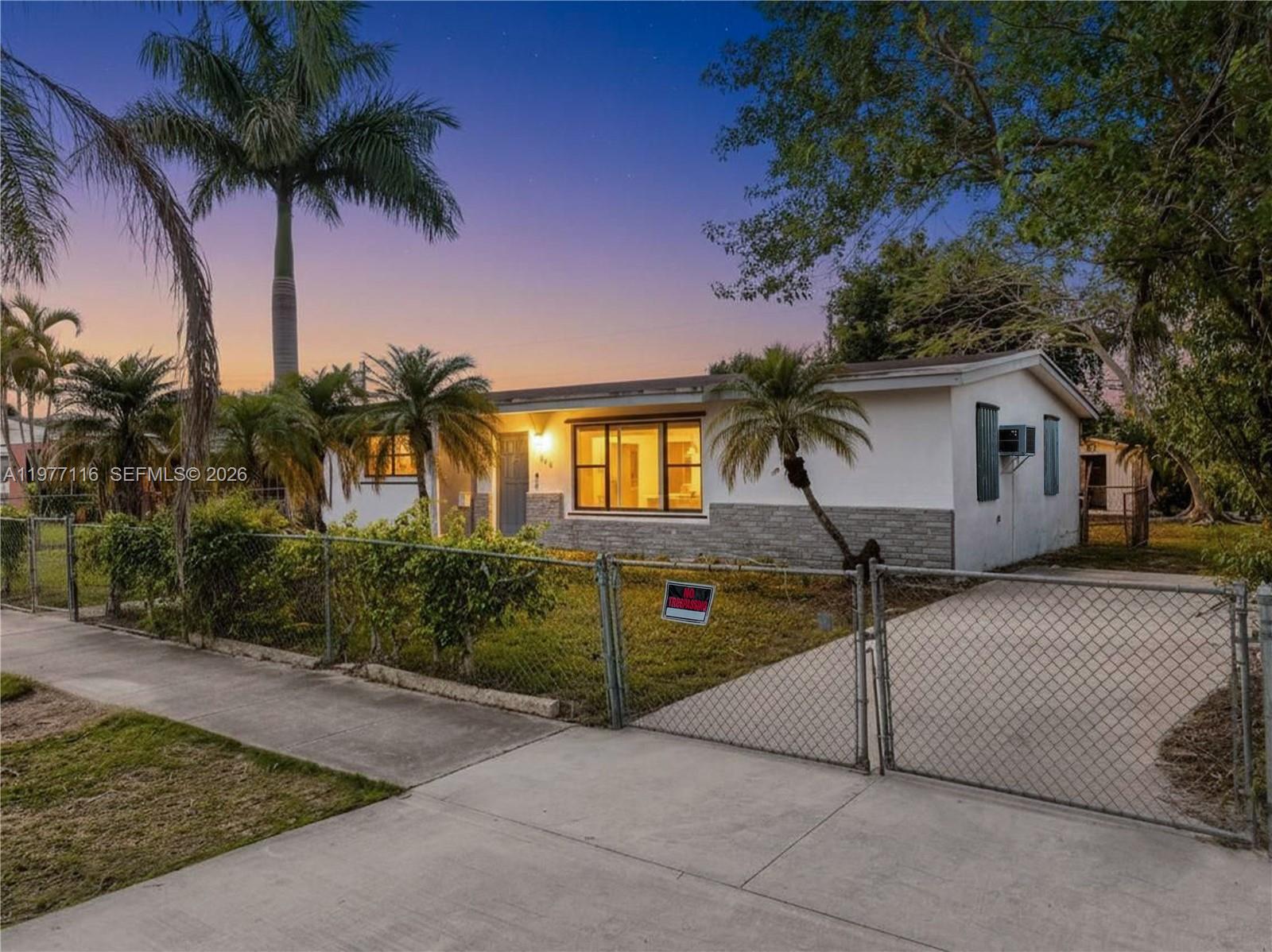 1610 NW 9th Ct Homestead, FL 33030