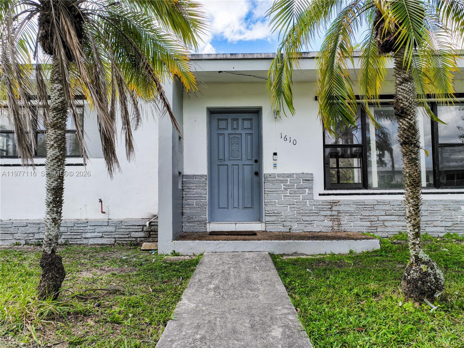 1610 NW 9th Ct Homestead, FL 33030