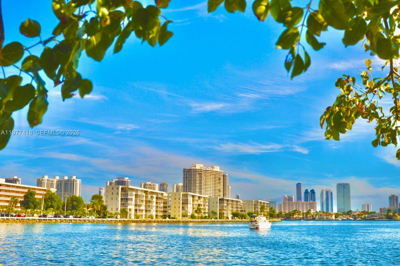 2910 Point East Dr #M109