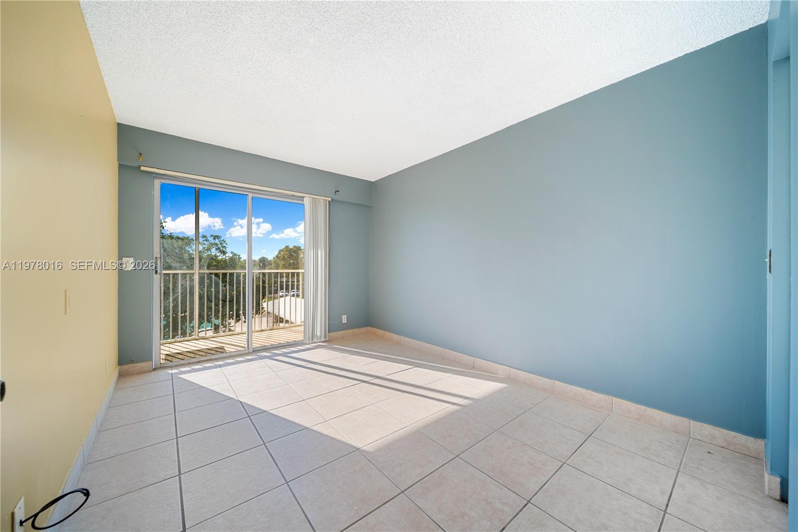 13455 SW 3rd St #302S Pembroke Pines, FL 33027