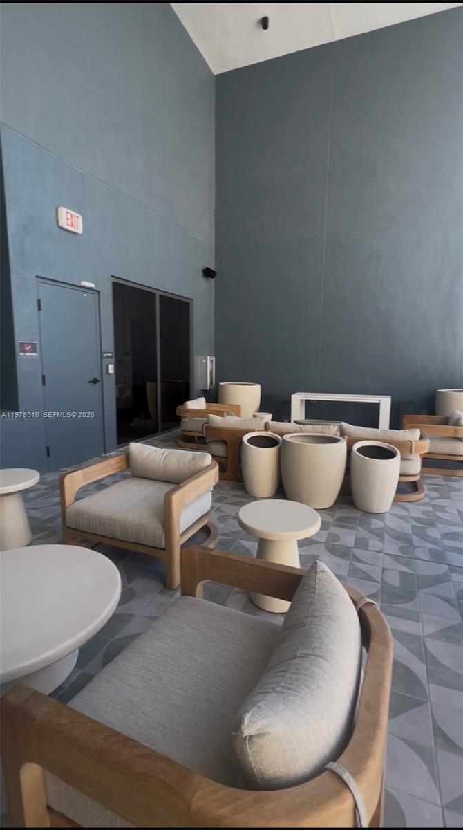 121 NE 5th St #3400 Miami, FL 33132