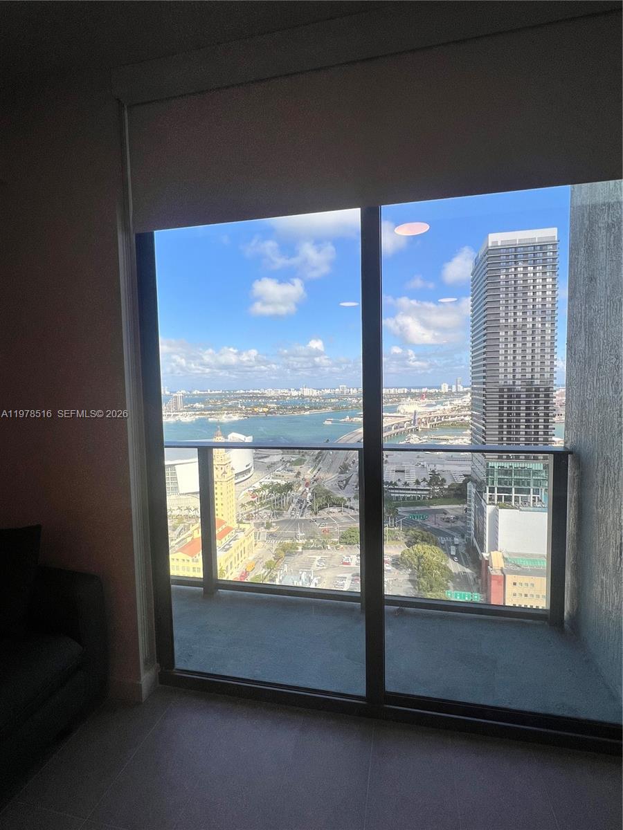 121 NE 5th St #3400 Miami, FL 33132