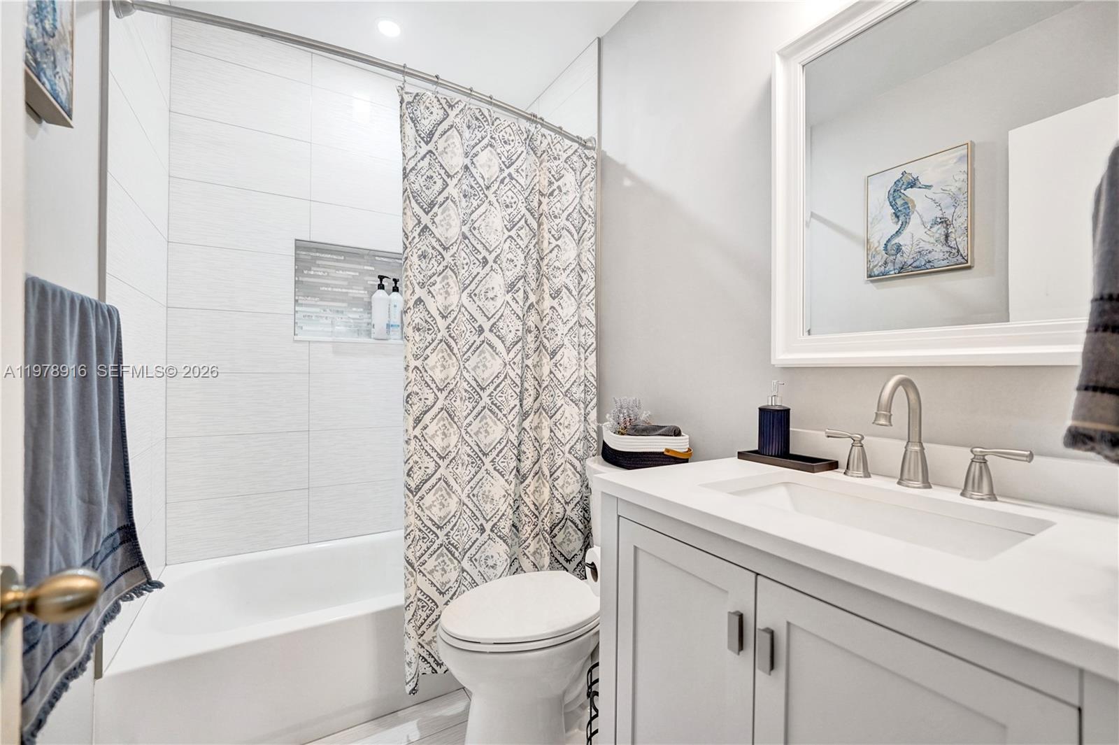 4621 NE 2nd Ave Oakland Park, FL 33334