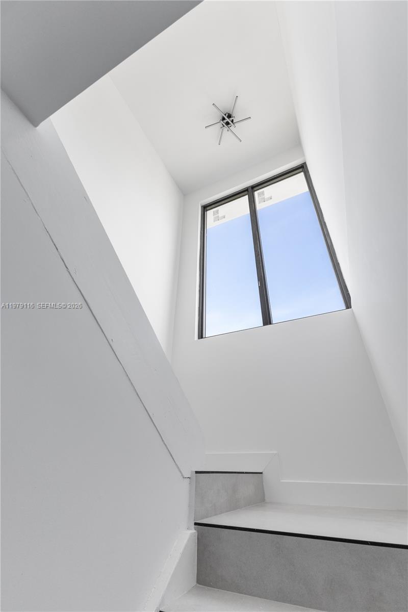 53 NW 52nd St Miami, FL 33127