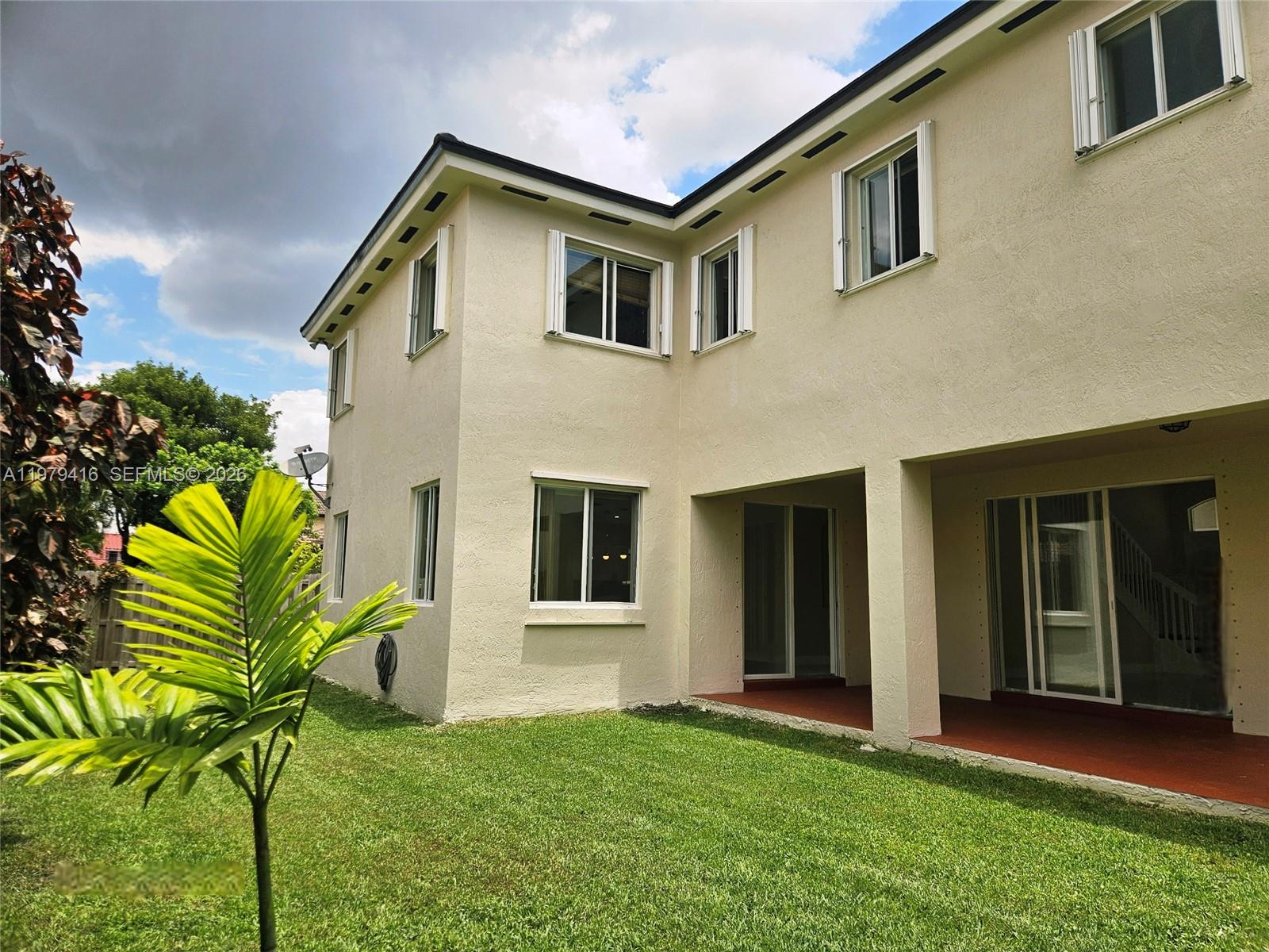 2864 SW 138th Path Miami, FL 33175