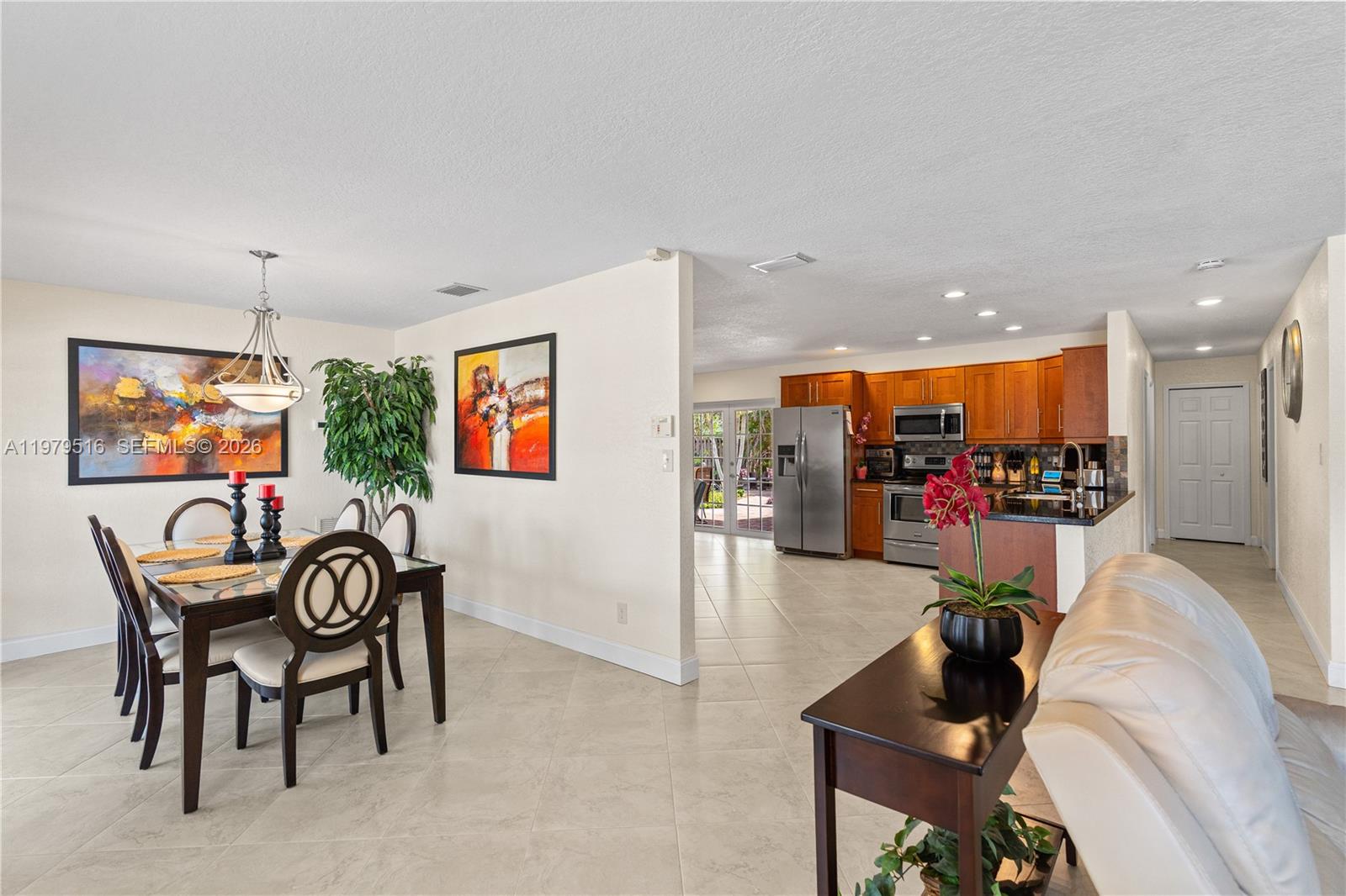 9136 NW 32nd Pl Sunrise, FL 33351