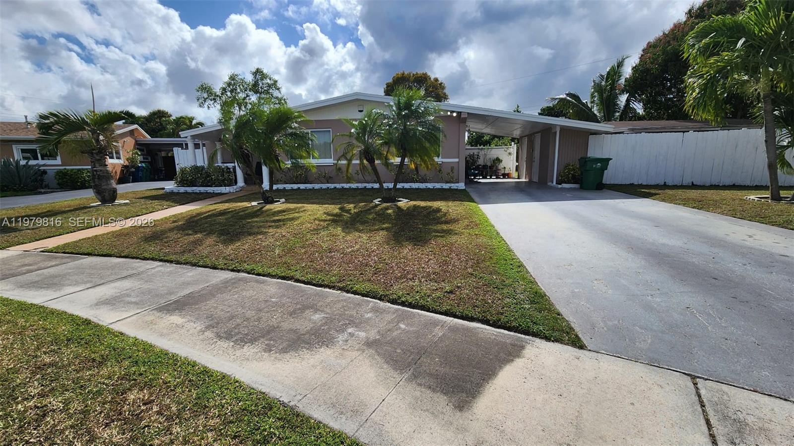 20120 NW 11th Ct Miami Gardens, FL 33169