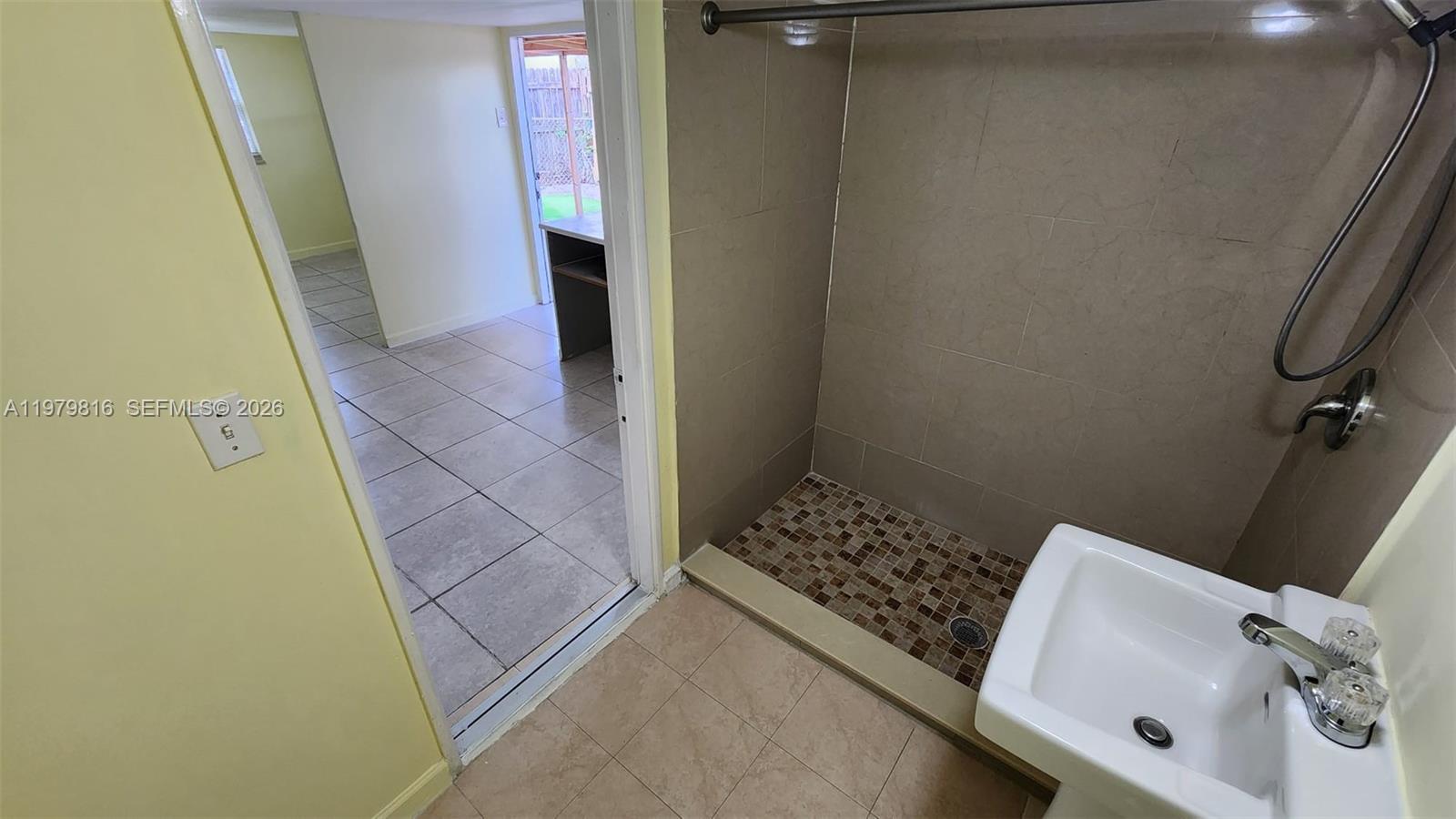 20120 NW 11th Ct Miami Gardens, FL 33169