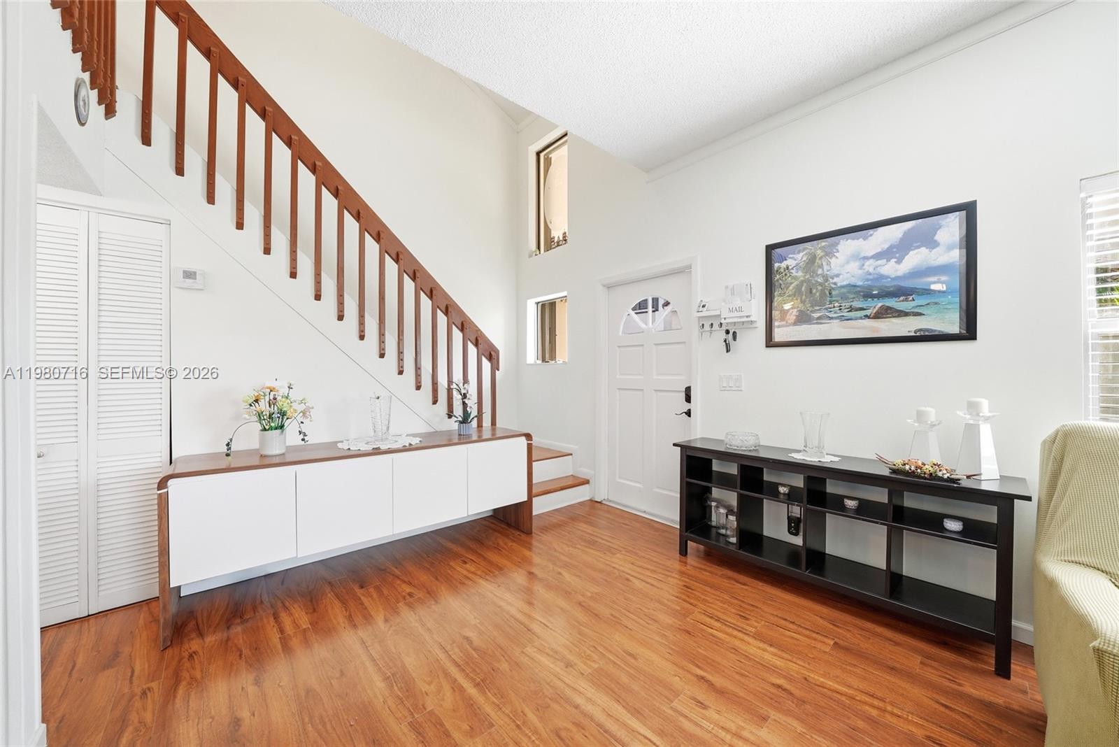 567 Racquet Clb Rd #18 Weston, FL 33326