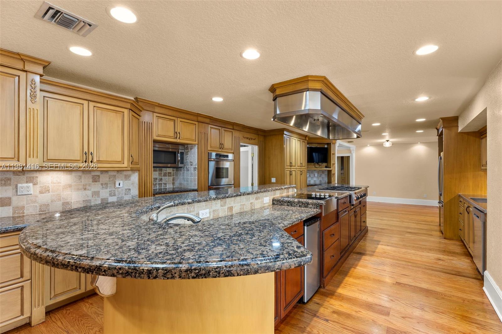 Undisclosed Address Pembroke Pines, FL 33026