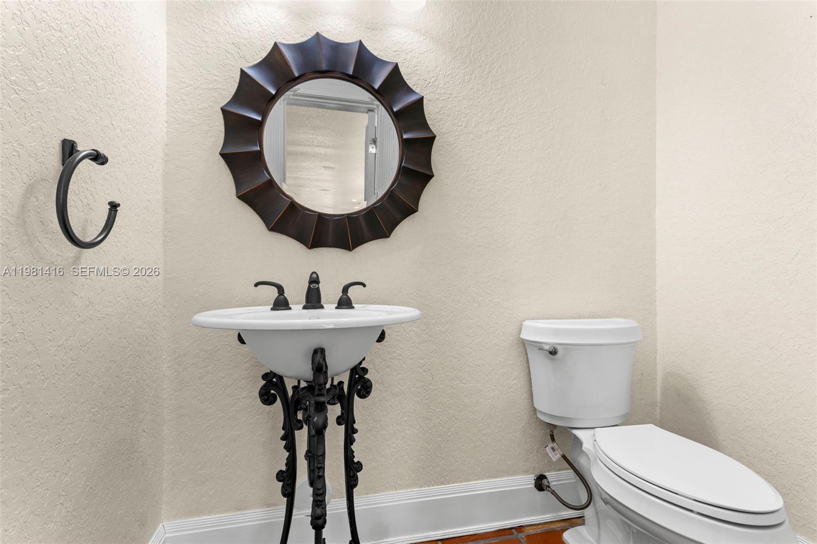 Undisclosed Address Pembroke Pines, FL 33026