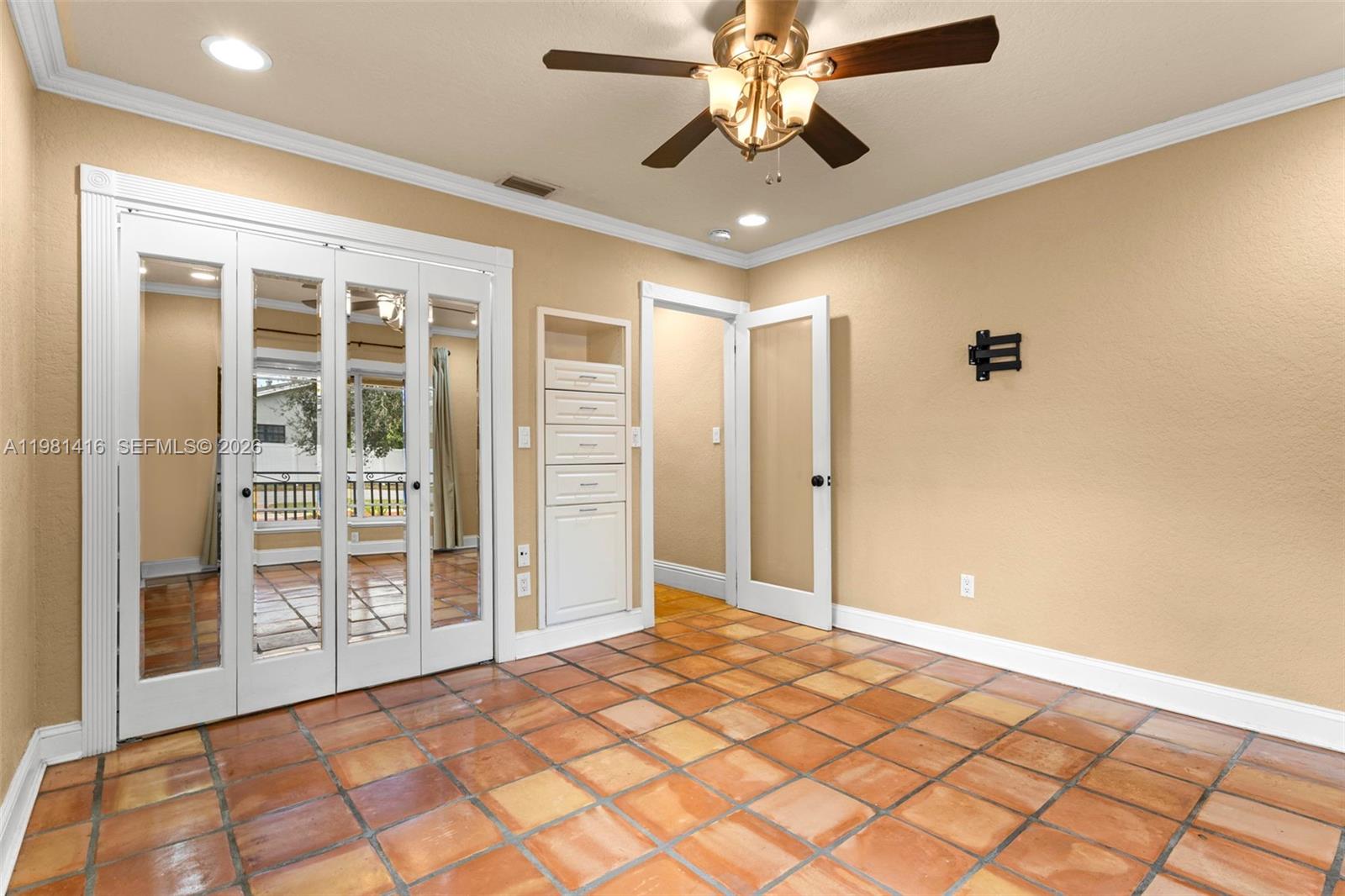 Undisclosed Address Pembroke Pines, FL 33026