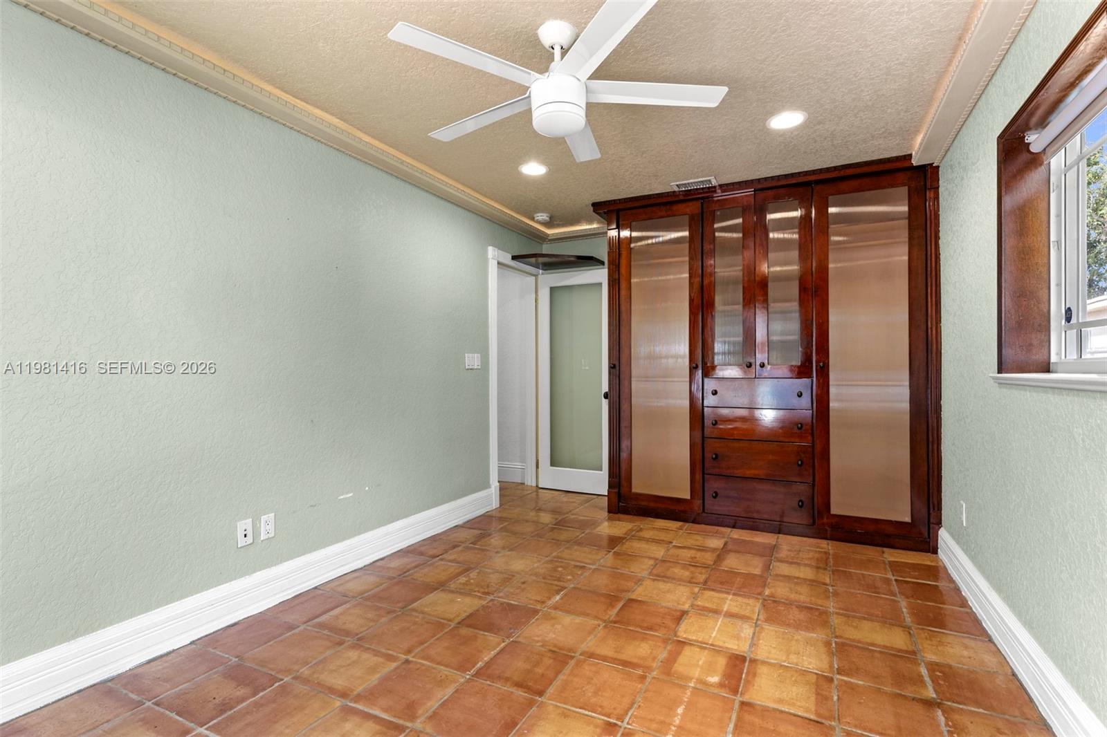 Undisclosed Address Pembroke Pines, FL 33026