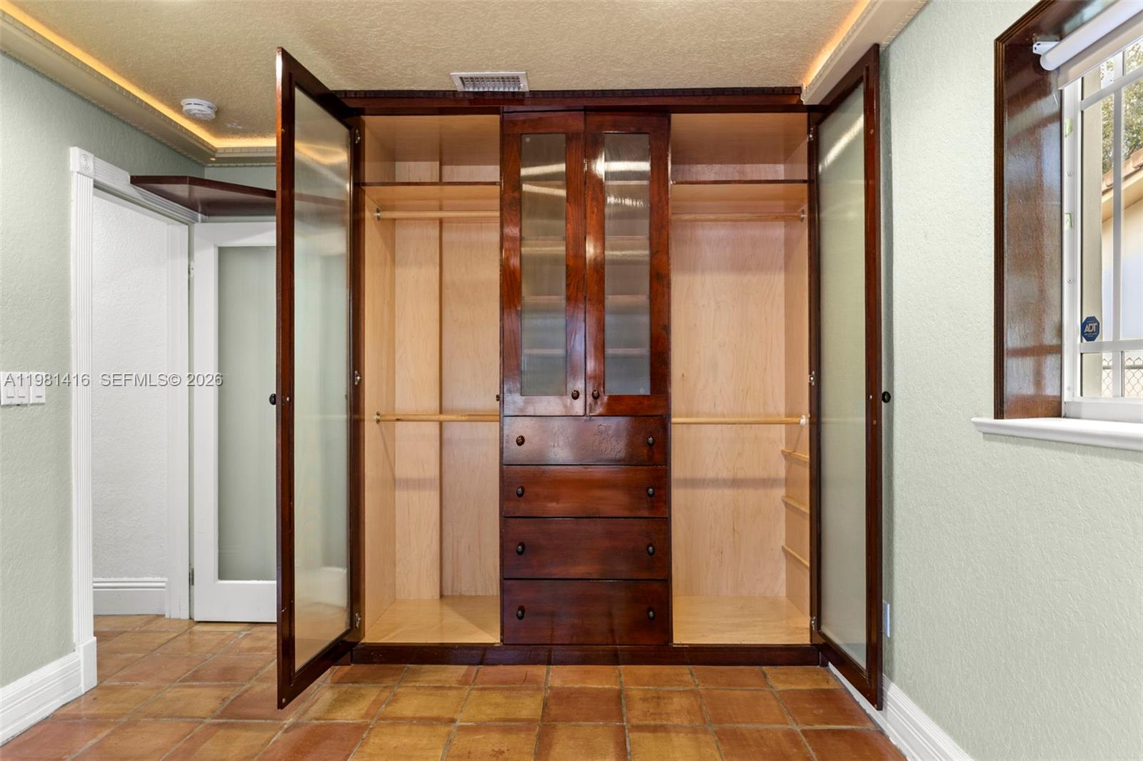 Undisclosed Address Pembroke Pines, FL 33026