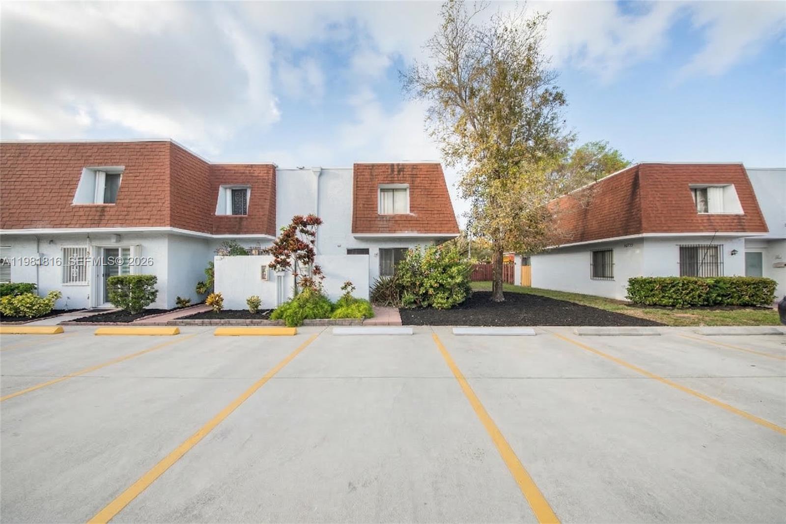 10710 NW 7th St #11B