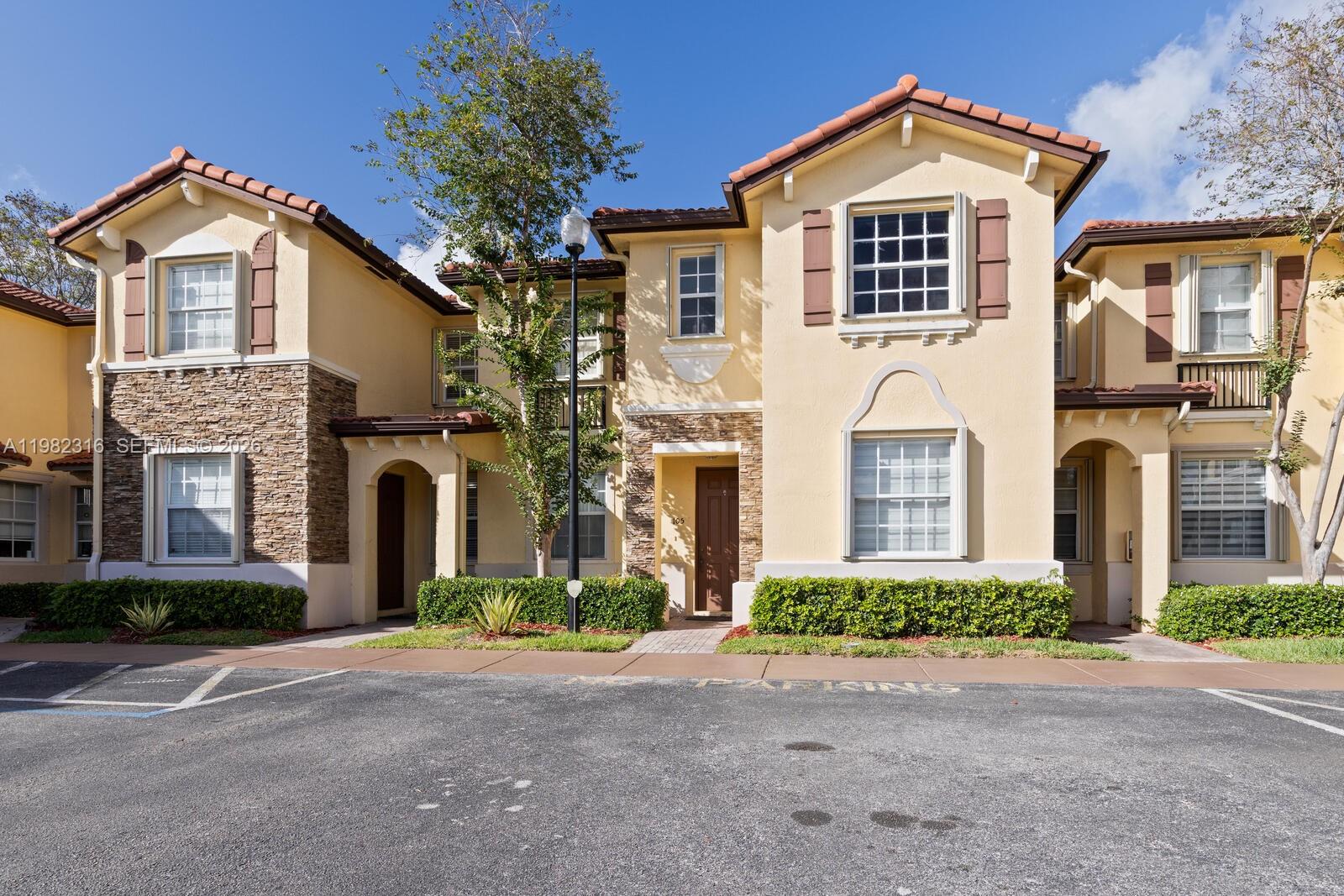 3335 NE 13th Cir Dr #105-27