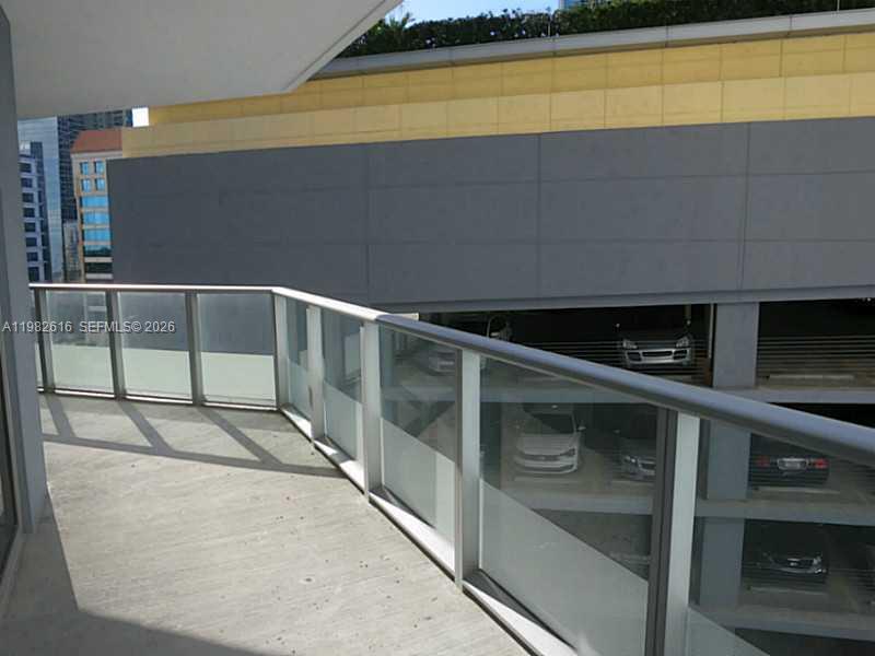 1300 Brickell Bay Dr #1100 Miami, FL 33131