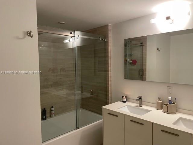 1300 Brickell Bay Dr #1100 Miami, FL 33131