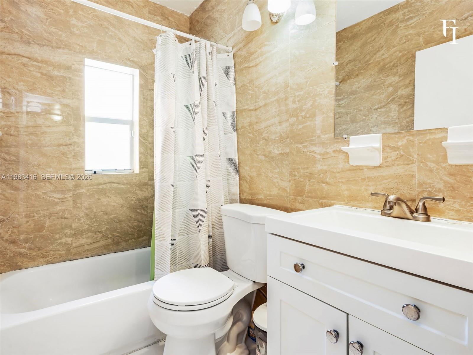 1195 NW 48th St Miami, FL 33127