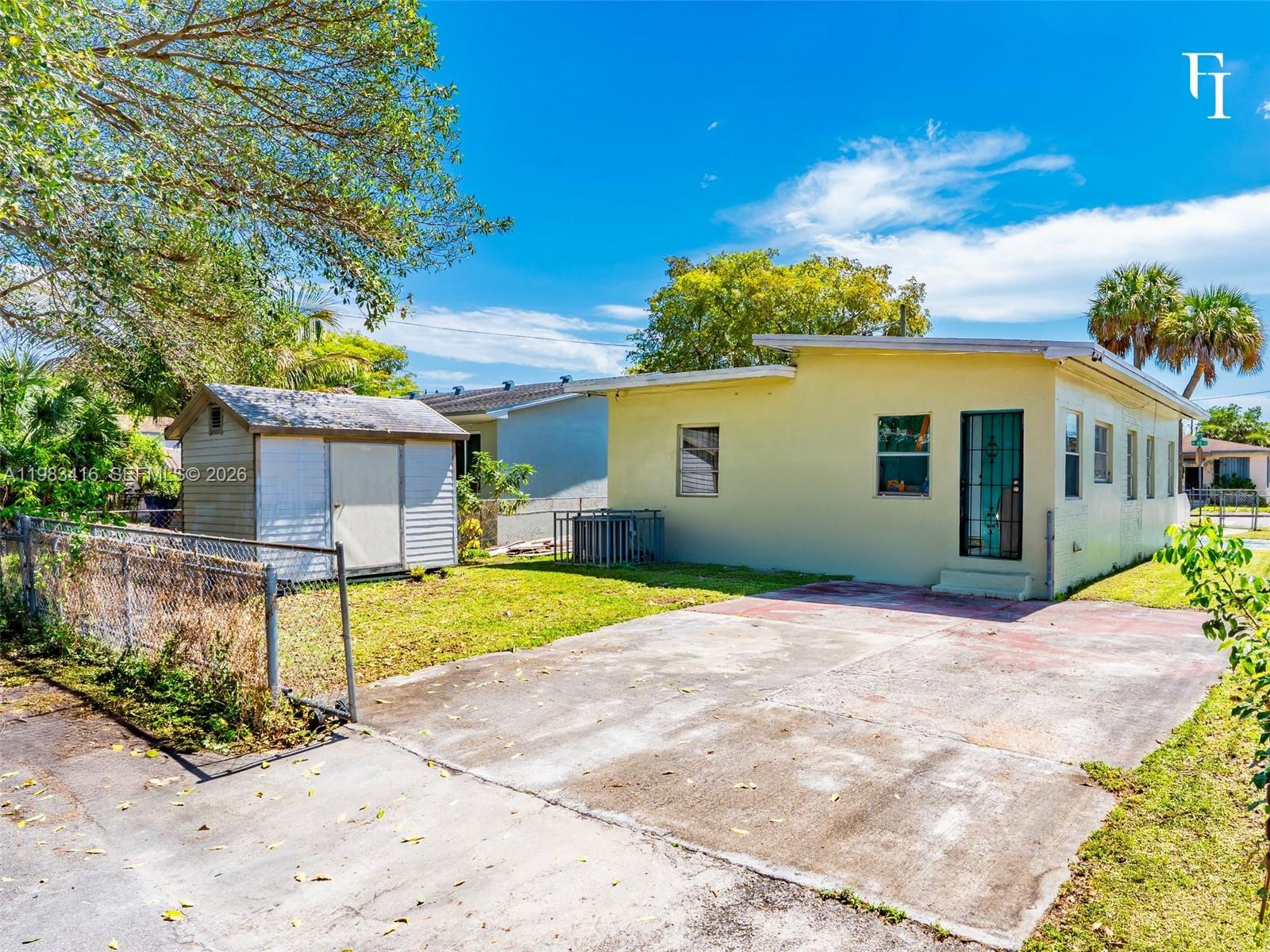 1195 NW 48th St Miami, FL 33127